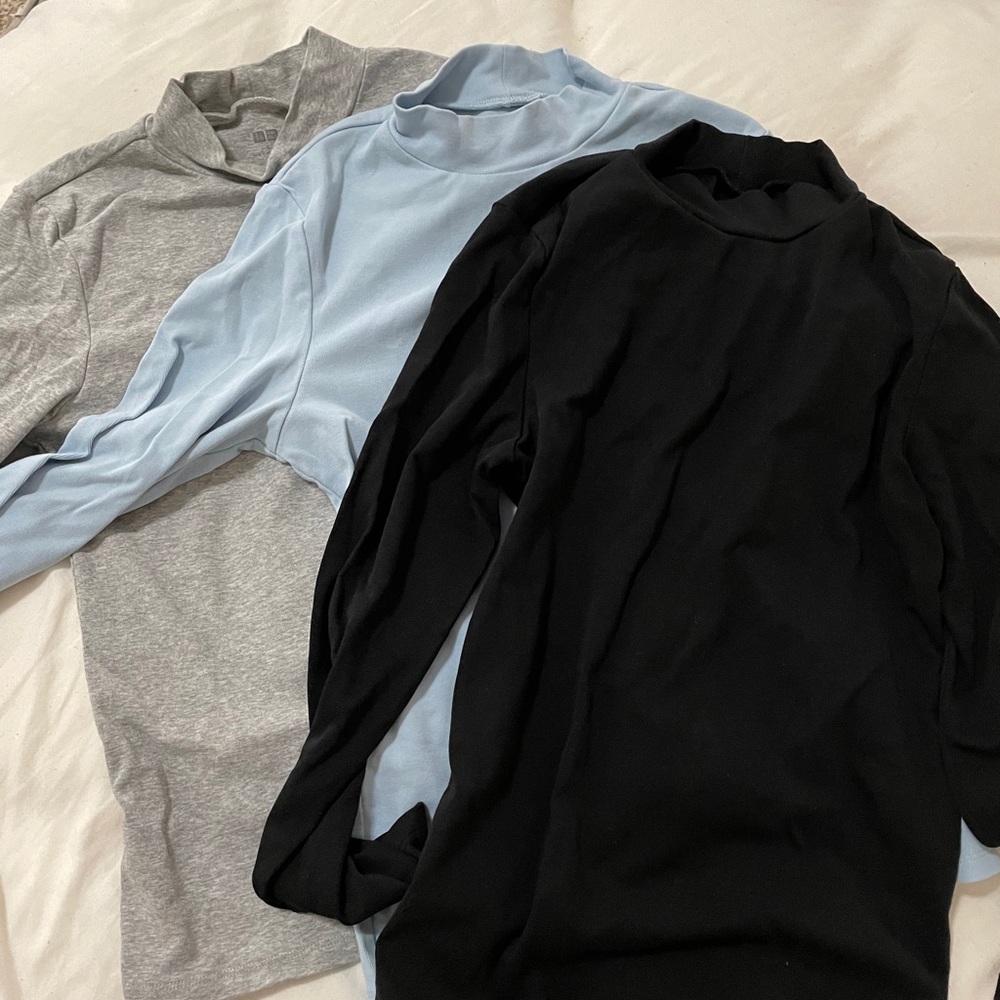 LOT of 3 EUC Uniqlo Mock Turtleneck